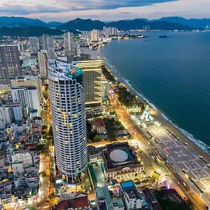 Hotel Oceanfront Panorama, Nha Trang
